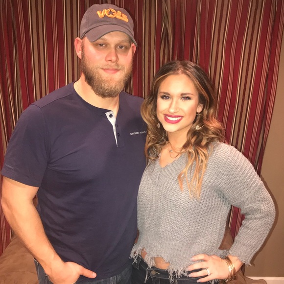 Meet your Posher, Calli - Picture 1 of 1